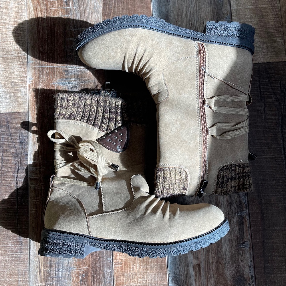 Womens Tan Zip Up Boots Size 5 Youth Size 3 New never worn